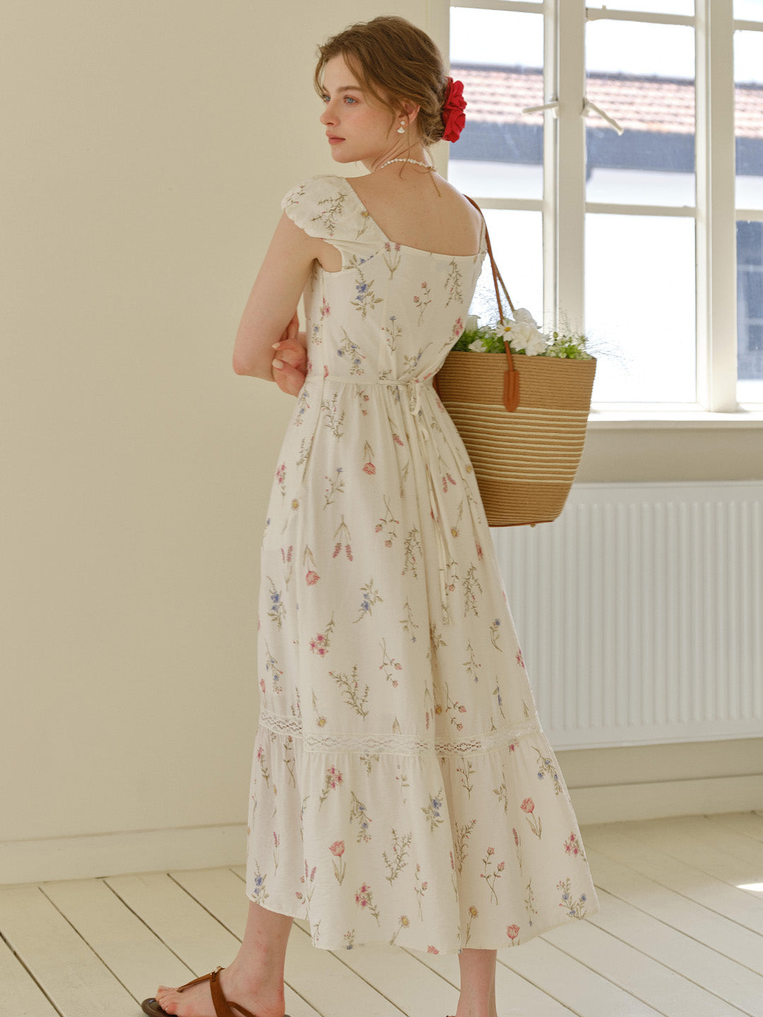 Victoria Sweetheart Neck Floral Dress