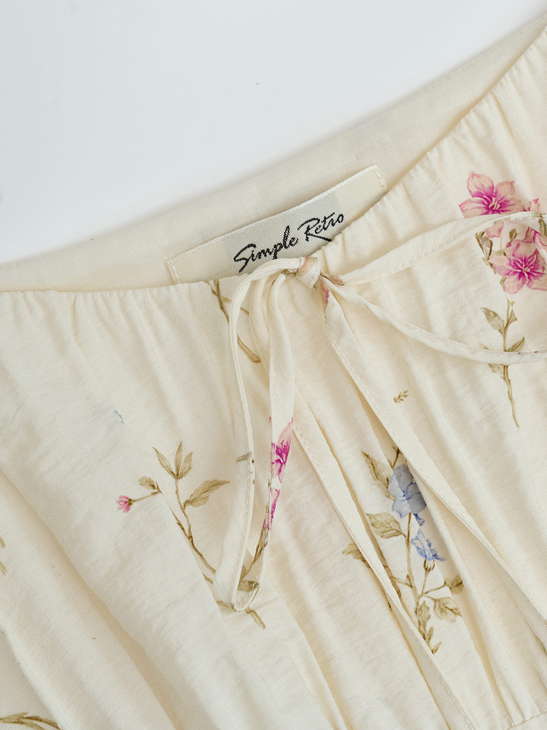 Victoria Sweetheart Neck Floral Dress