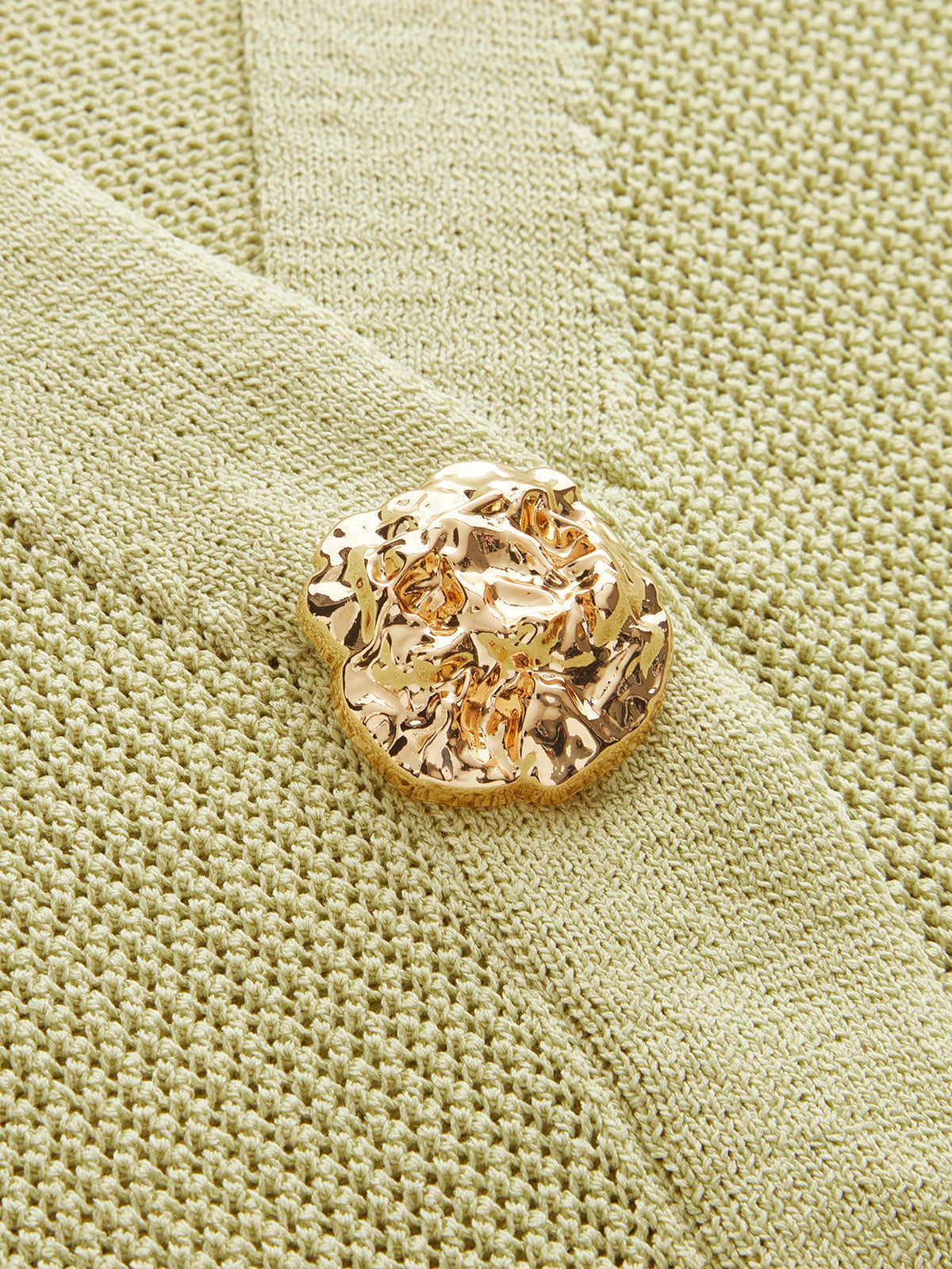 Embossed Button Sleeveless Knit Vest