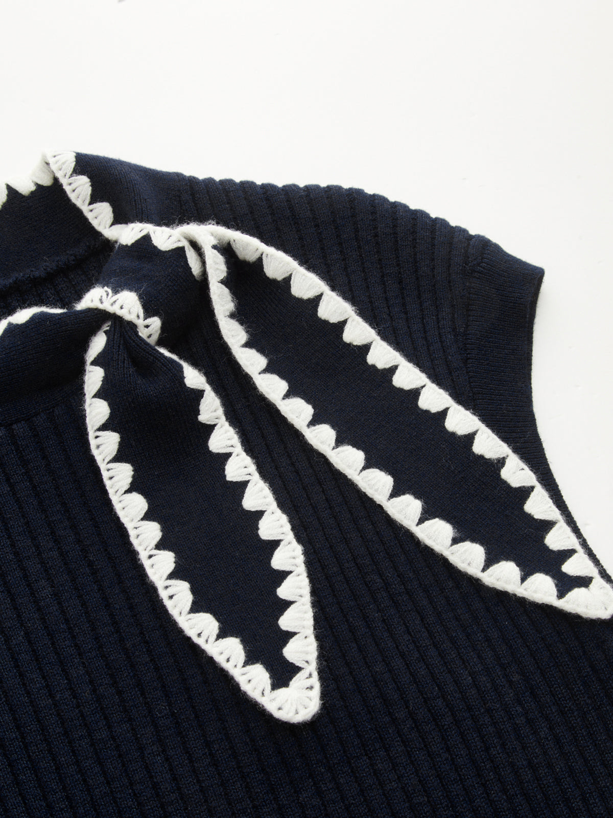 Scallop Trim Tie Neck Sleeveless Knit Top
