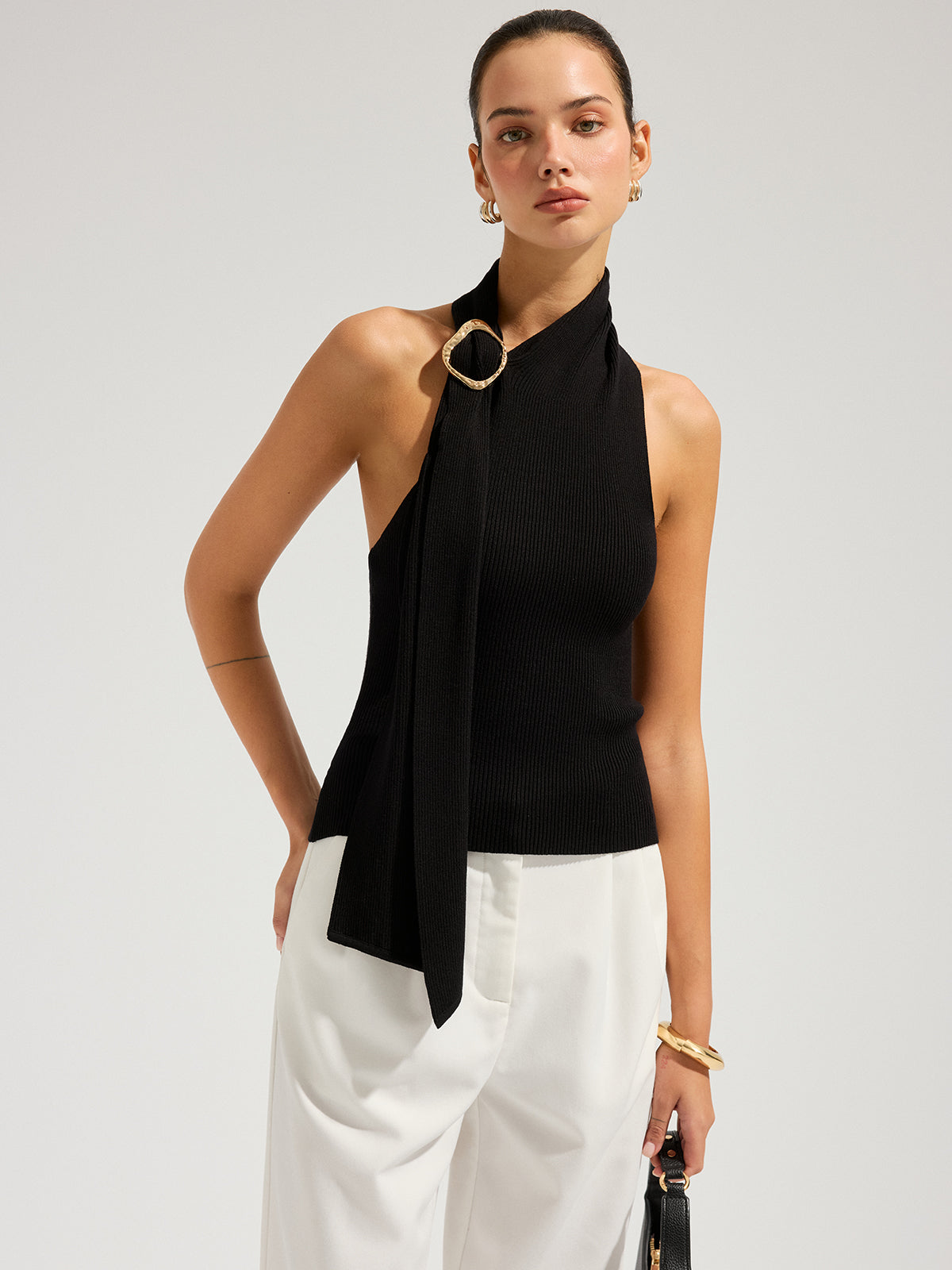 Halter Neck Metal Buckle Knit Top