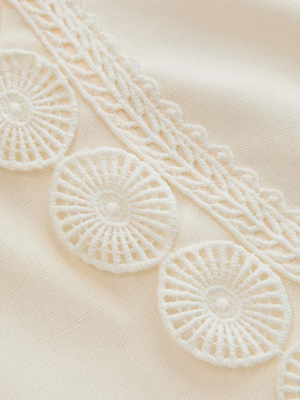 Crochet Lace Hem Cotton Linen Shorts