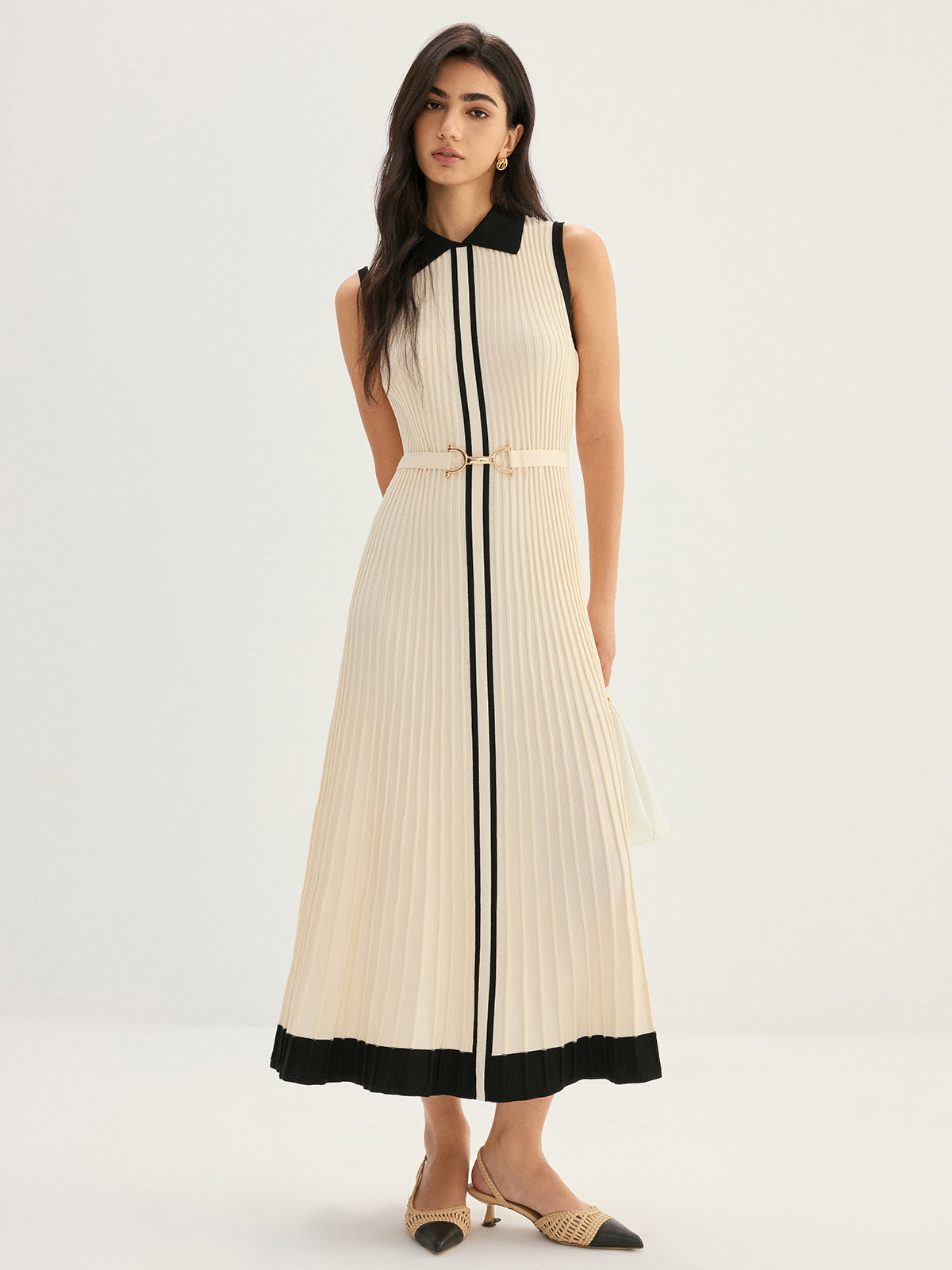 Elegant Contrast Collar Rib Knit Maxi Dress